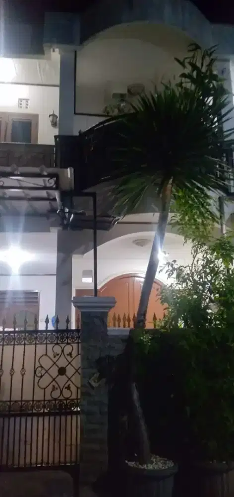 Di jual Rumah 2 lantai