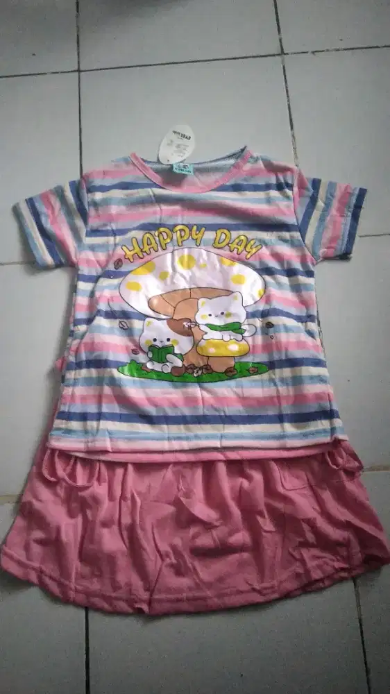 Setelan rok anak pelangi