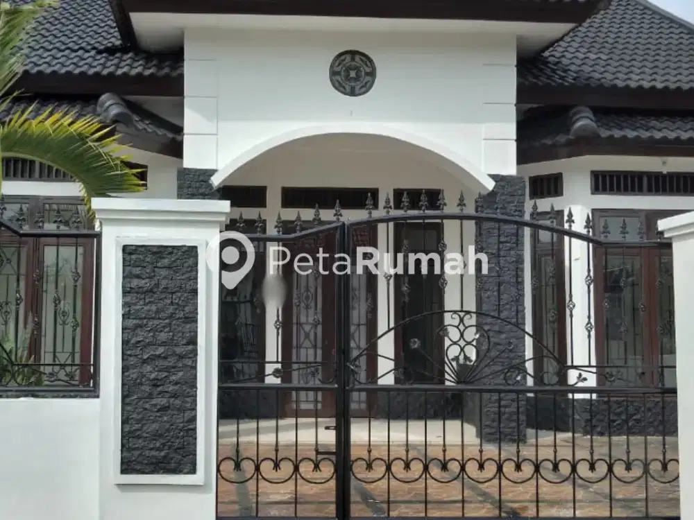 DIJUAL RUMAH JALAN ASRAMA KOMPLEK BUMI ASRI - DAERAH HELVETIA (ELVIA)