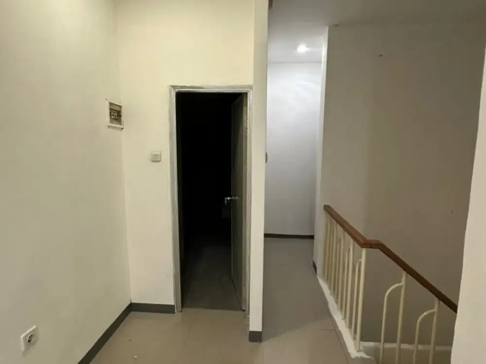 Murah !! DIJUAL RUKO 3 LANTAI SIAP HUNI DI KELAPA GADING COCOK UNTUK KANTOR DLL