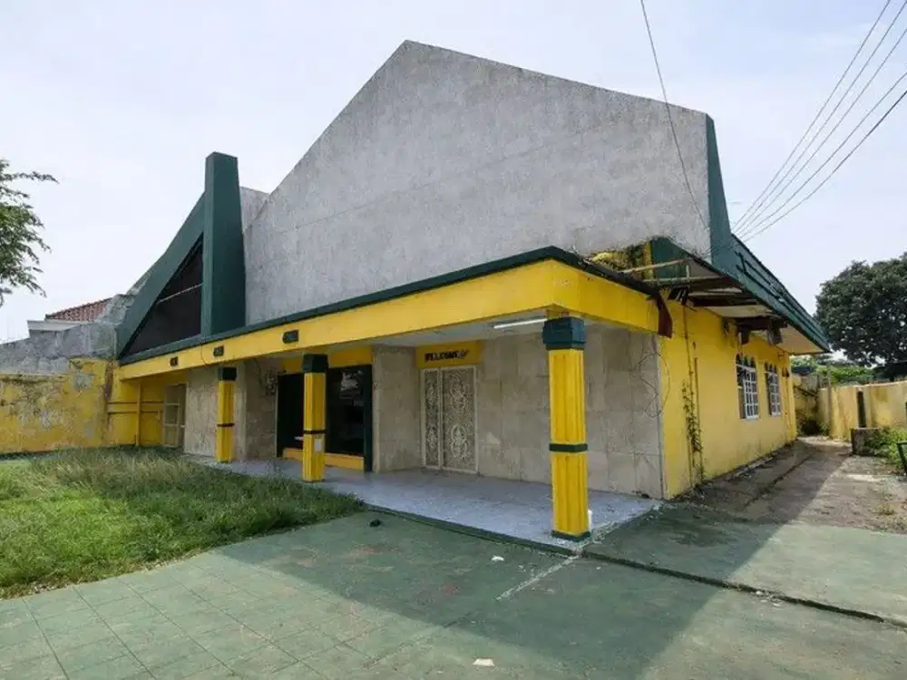 Disewakan Rumah Besar Tebet Barat - Cocok untuk Kantor / Hunian / Usaha Strategis Jakarta Selatan
