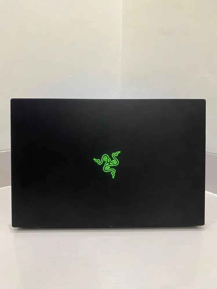 RAZERBLADE 15 Advanced CORE I7 10875H Nvidia RTX 3080 8 GB Layar QHD