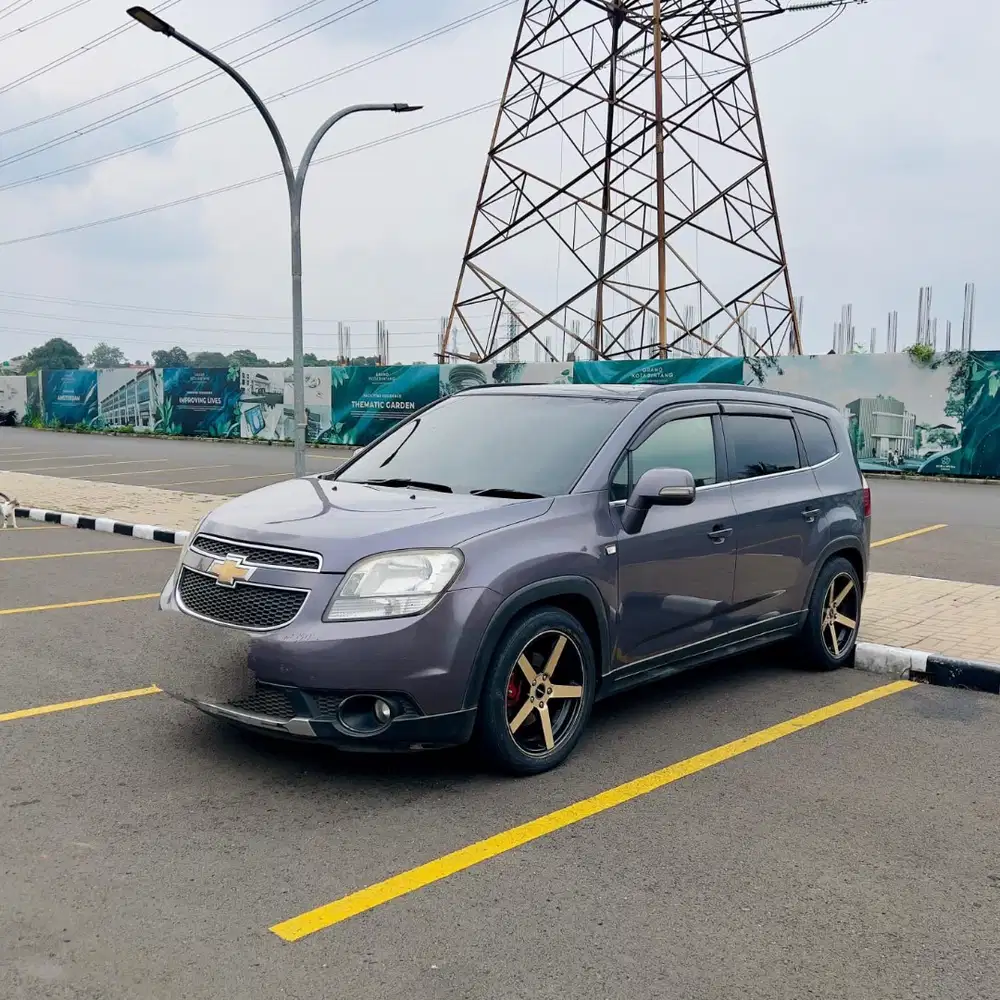 Dijual Chevrolet Orlando Pemakaian Sendiri