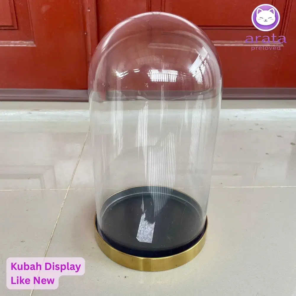Kubah Display Kaca dengan Alas Gold 25cm - Like New