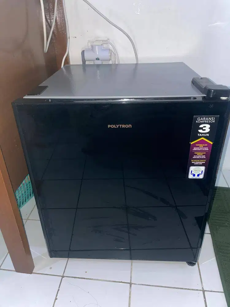 Kulkas Mini Polytron PRH 51X Low Watt