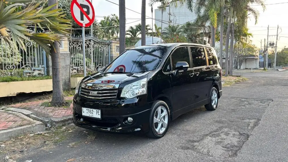 Toyota Nav1 tipe V 2013