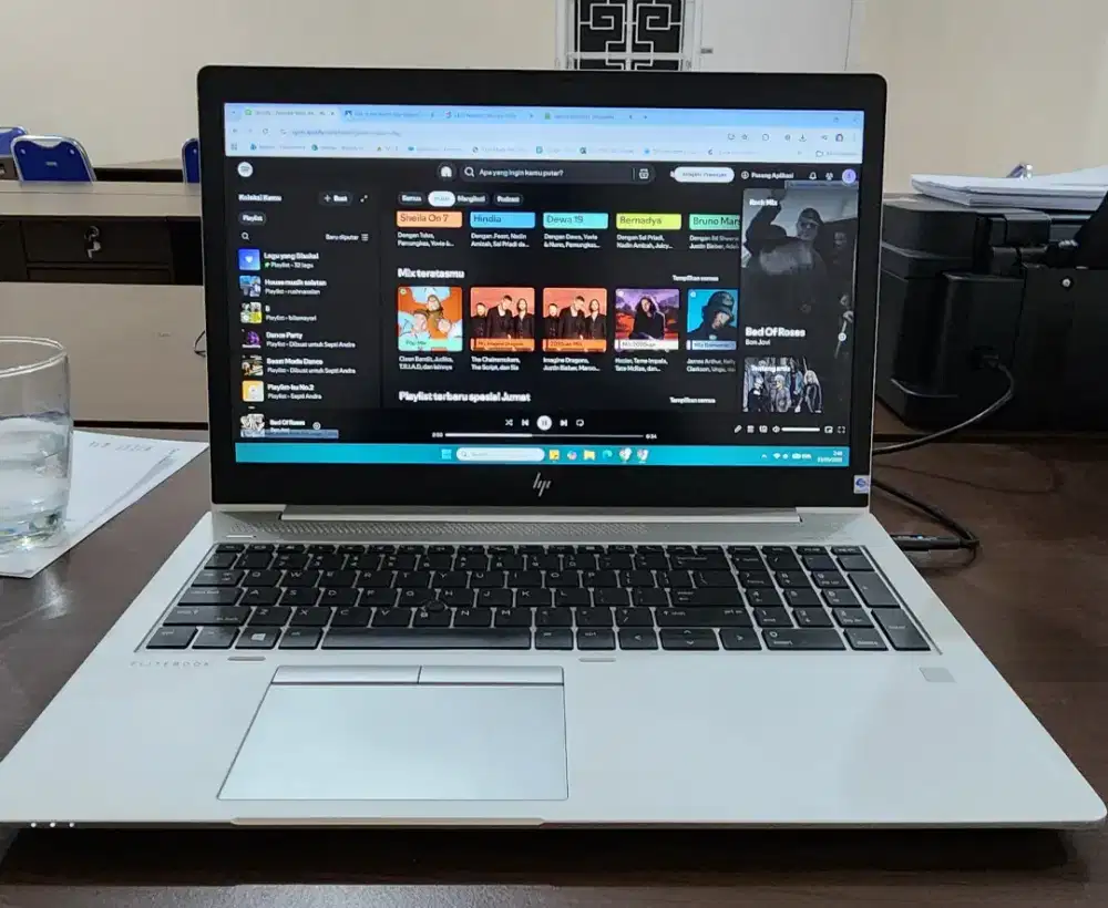 HP EliteBook 755 G5 - Premium Business Series (AMD Ryzen 7 PRO),