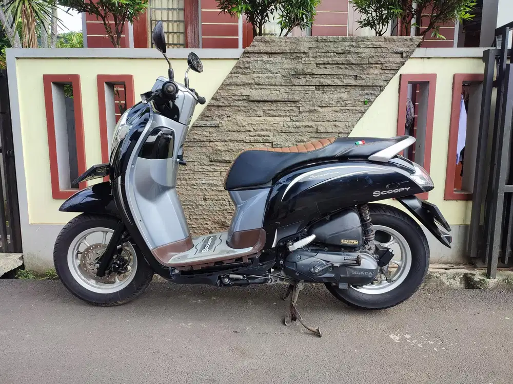 HONDA SCOOPY STYLISH TAHUN 2018 PAJAK PANJANG
