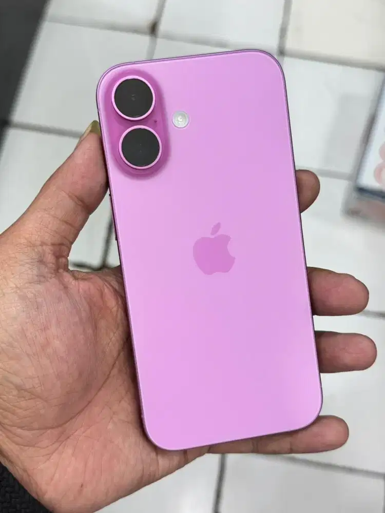 Iphone 16 128Gb pink second resmi ibox bh 100% garansi on panjang