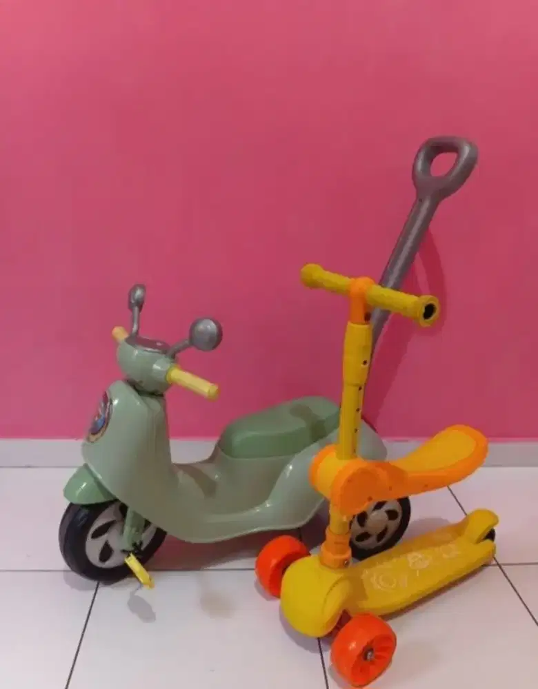 TAKE ALL SEPEDA DAN SCOOTER ANAK (LIKENEW)