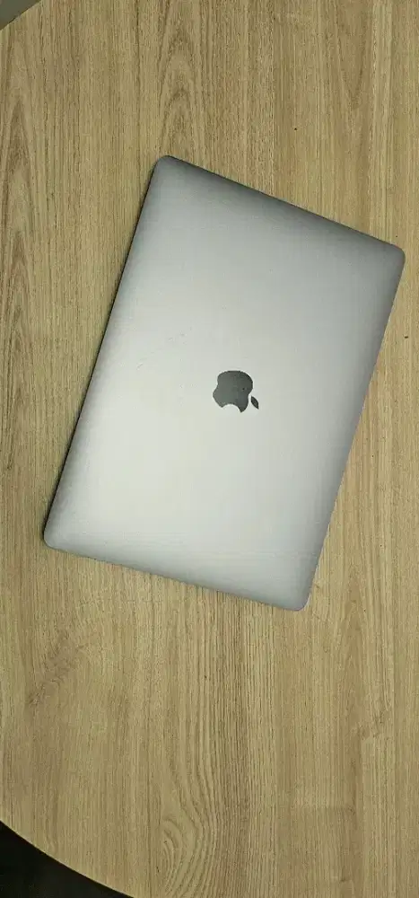 JUAL LAPTOP MACBOOK AIR M1