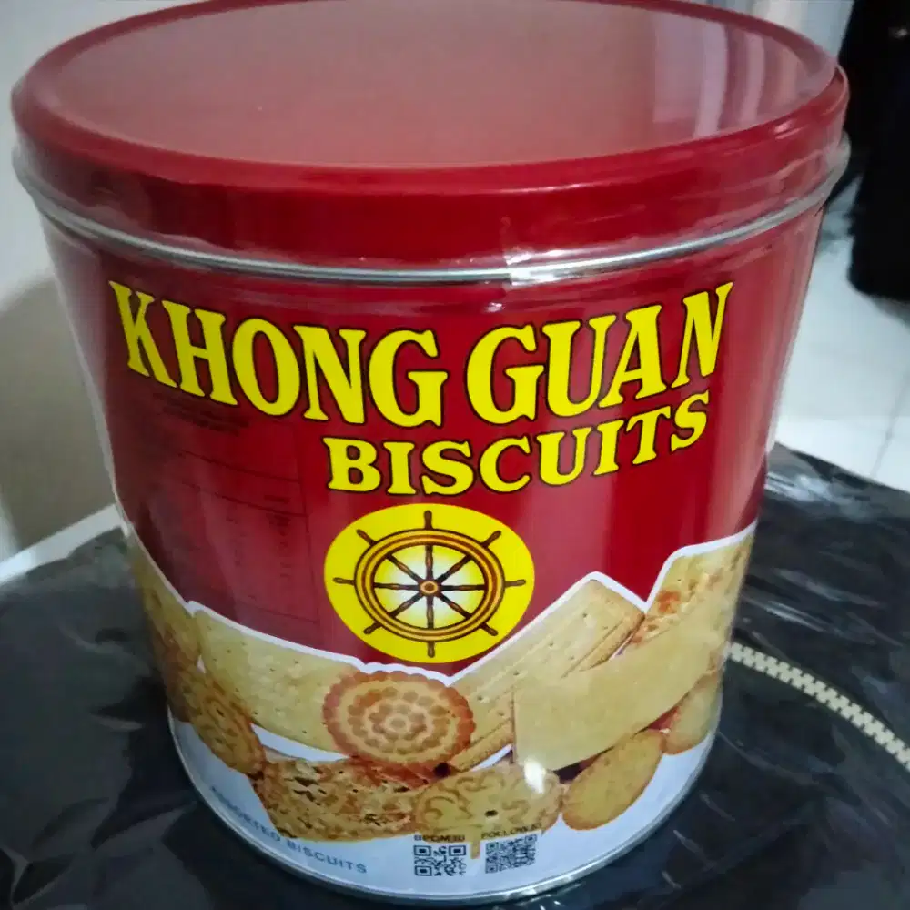Biskuit kaleng Khong guan 650 gr harga 55rb/pcs ada 4 pcs