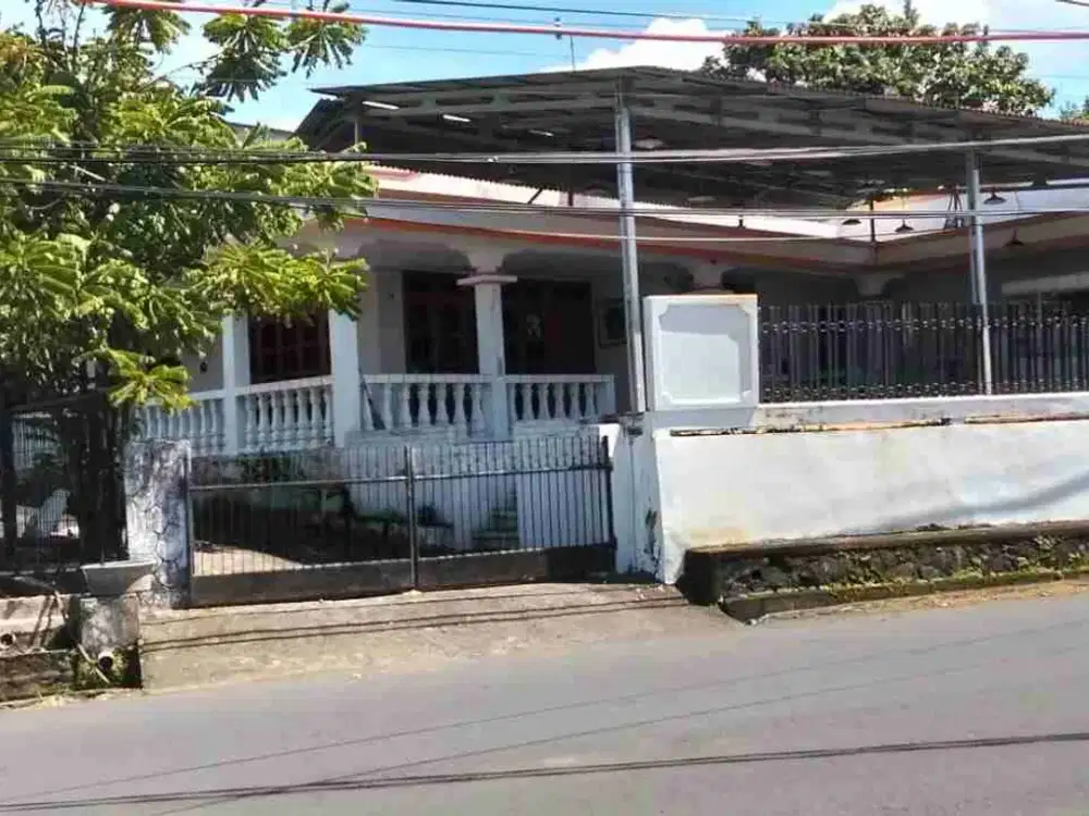 DIJUAL RUMAH