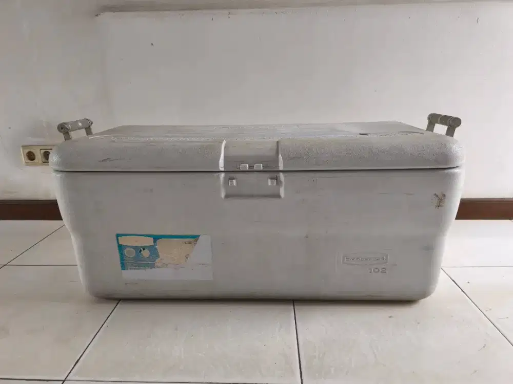 Cool Box Rubbermaid