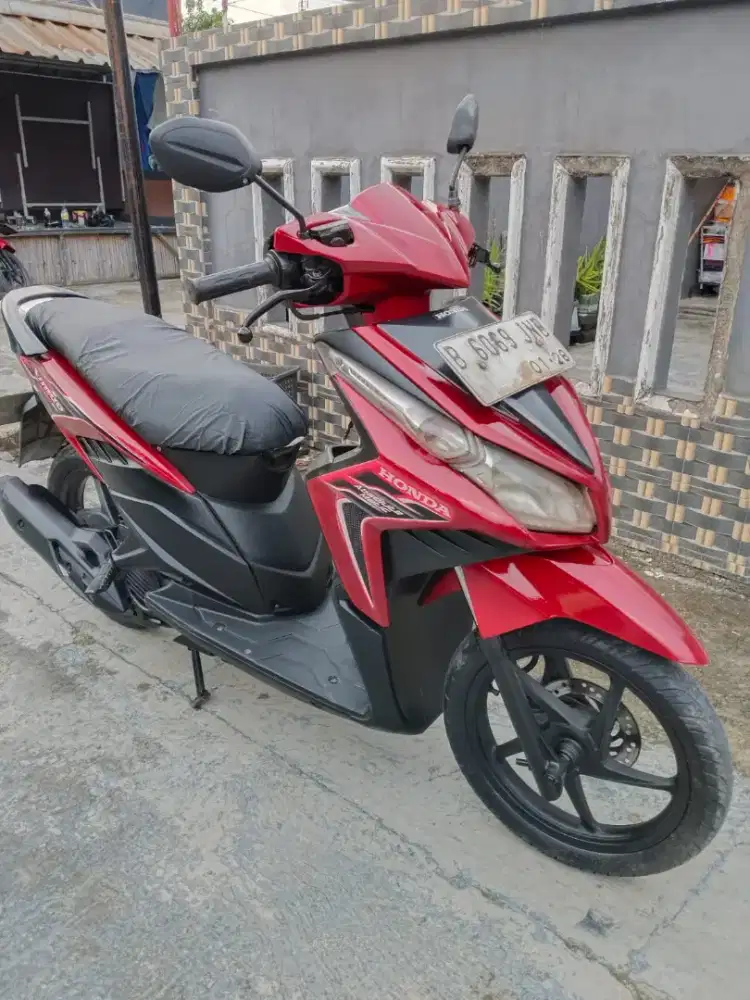 Honda Vario techno tahun 2011 siap pakai di Tangerang