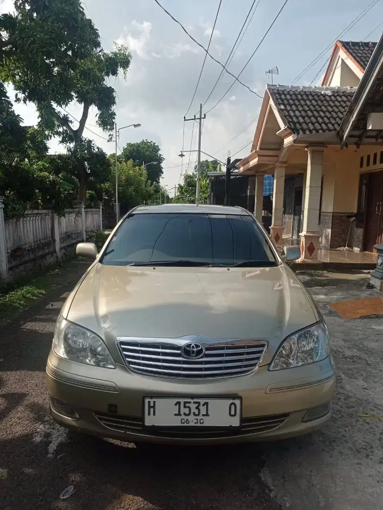 TOYOTA CAMRY 2.4 G MT 2002