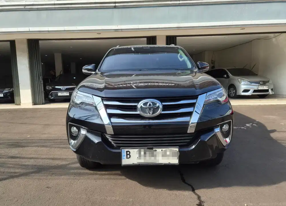 TOTAL DP 0 toyota fortuner srz 2019 automatic