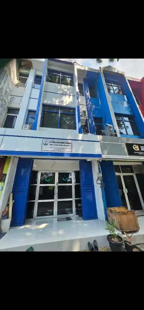 STAFF ADMIN,bagian sparepart
