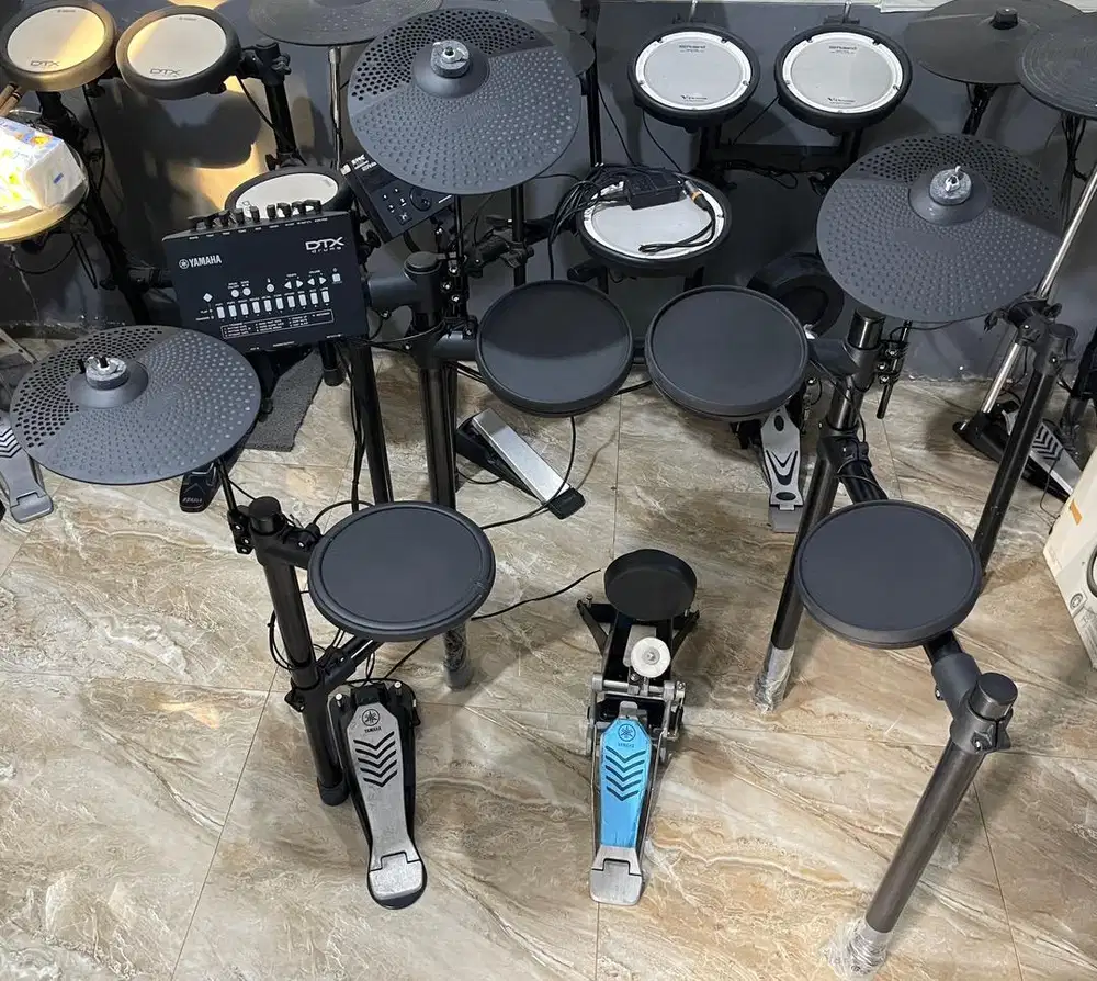 YAMAHA DTX 452 LIKE NEW