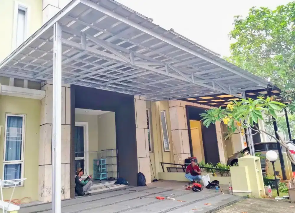 Kanopi baja ringan dan garasi
