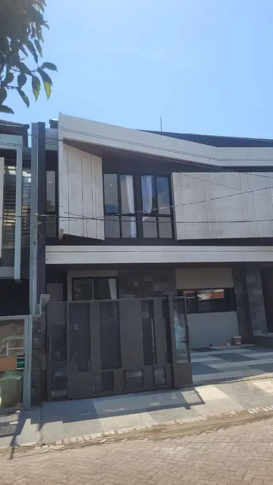 DIJUAL RUMAH HOOK 2LT DI MANYAR INDAH MEWAH SIAP HUNI