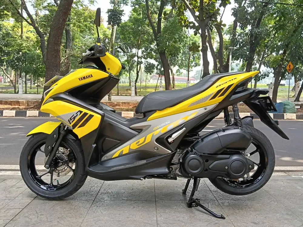 DIJUAL CASH YAMAHA AEROX 155 OLD THN 2017 PAJAK IDUP KALENG PANJANG