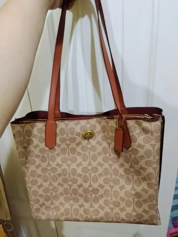 Preloved Tas Coach Signature brown