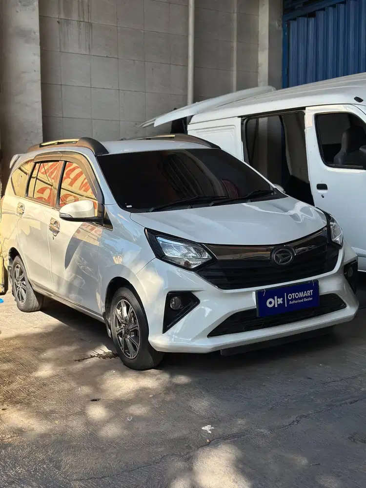 DAIHATSU 2021 SIGRA R 1.2 A/T PUTIH MURAH OTOMART 286 KENJERAN