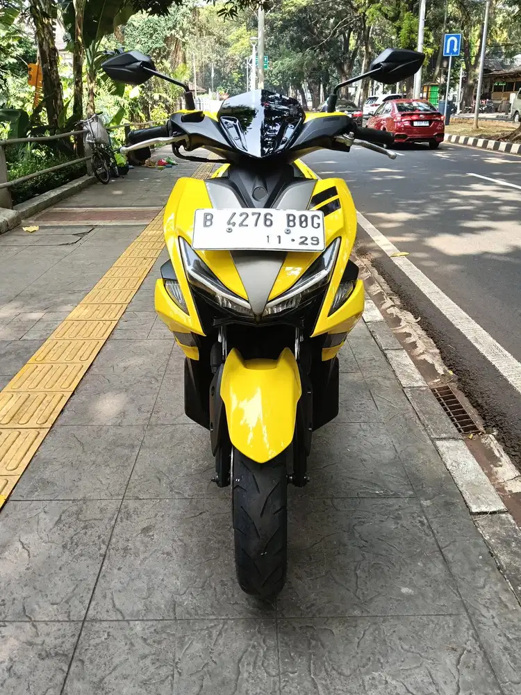 DIJUAL CASH YAMAHA AEROX 155 OLD THN 2017 PAJAK IDUP KALENG PANJANG