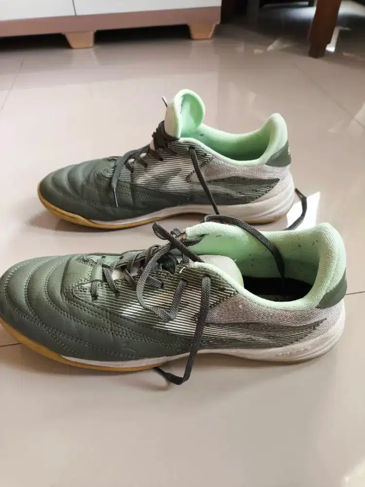 Sepatu Futsal Specs Metasala Ukuran 44
