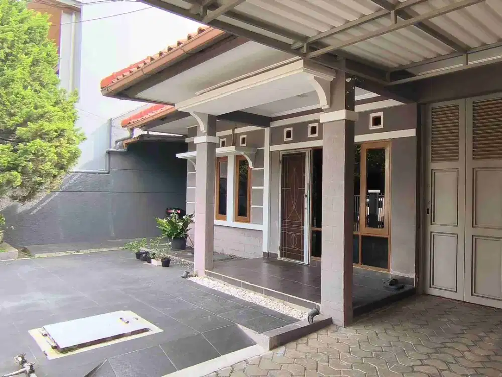 Disewakan Rumah Full Furnish Batununggal Indah LT240 Siap Huni
