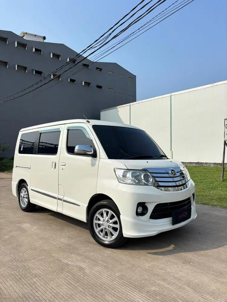 Daihatsu Luxio 1.5 X 2016 Manual ( Putih Metalik )
