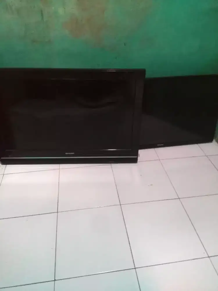 Tv LED n lcd panasonic n Sharp aquos