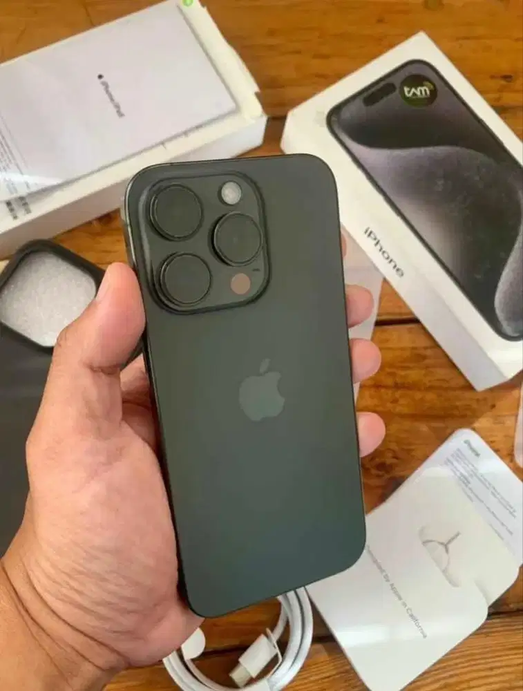 Iphone 15 Pro 256gb Black IBOX Mulus Normal Malang Batu