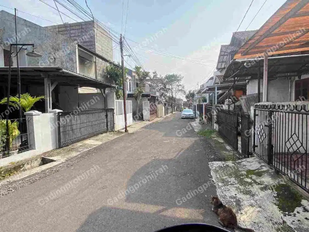 Disewakan Rumah Strategis Di Sarijadi