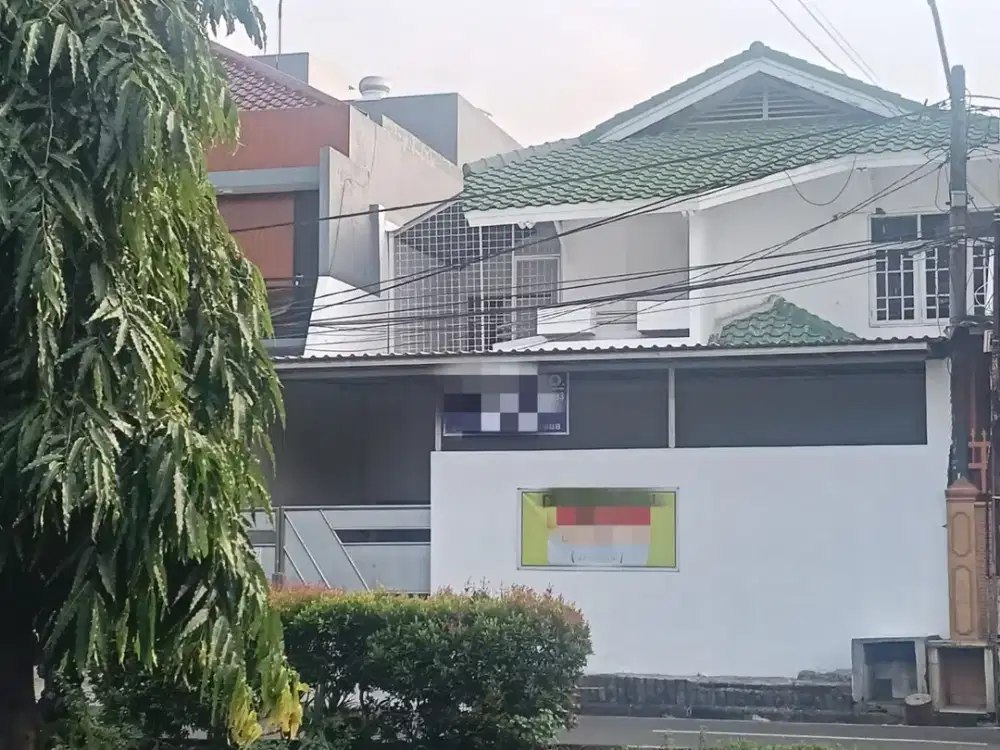 Disewakan Rumah 2 Lantai Citra 2 Lokasi Strategis Siap Huni