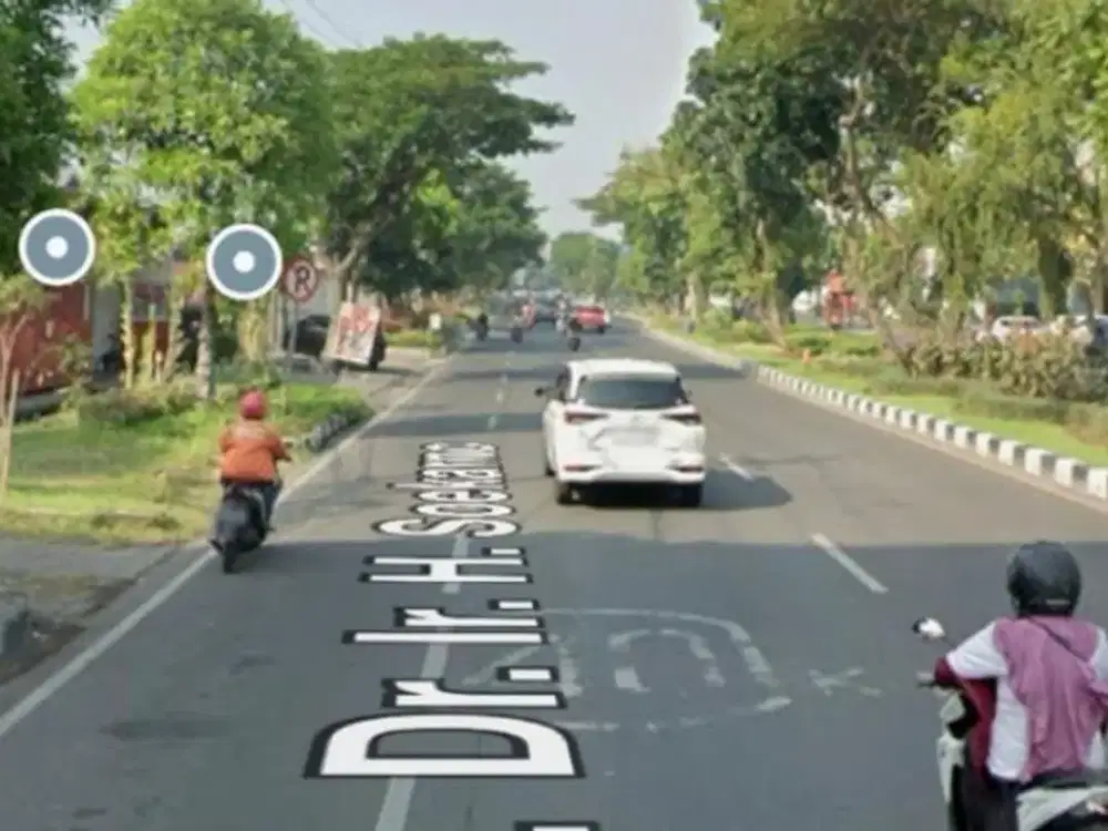 Tanah Raya merr depan bank jatim merr sebelum mie gacoan merr ir soekarno