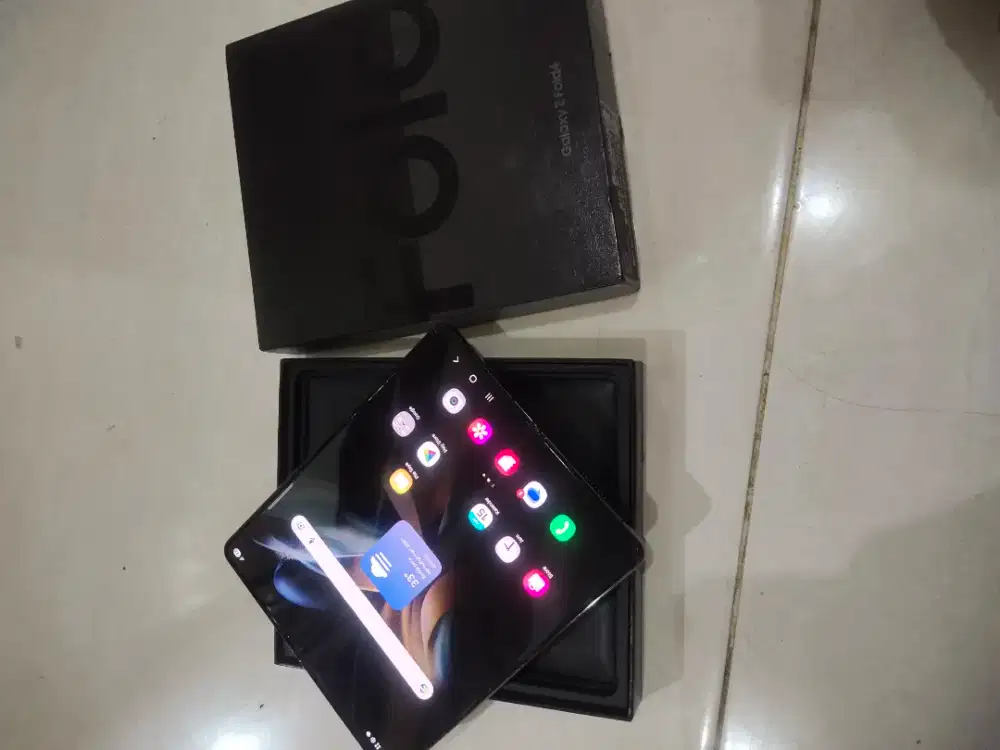 Samsung Zfold 4 12/512 Sein fullset mlusss 95%, lancar jyaa no kndala
