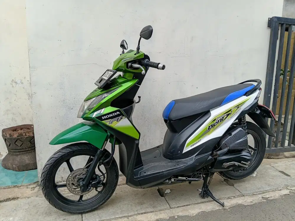 Honda beat fi 2013 lengkap bagus