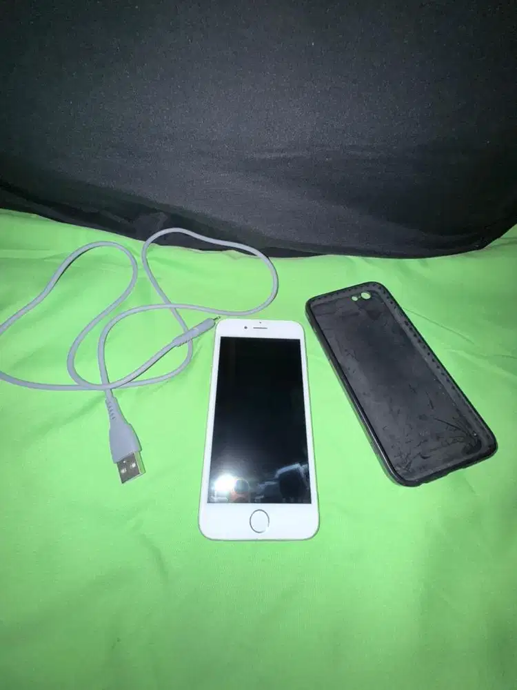 ip 6 16gb kondisi mulus 90%