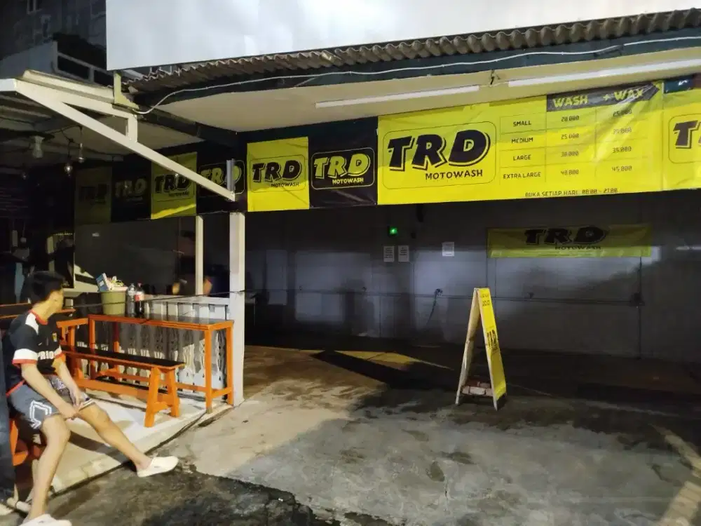 DIBUTUHKAN SEGERA KARYAWAN CUCI MOTOR