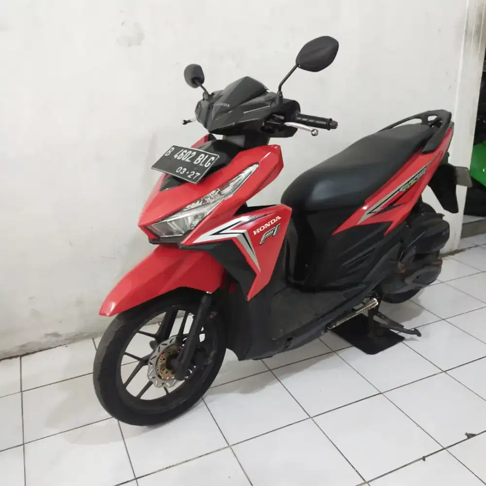Honda Vario 125 LED OLD 2017 Lengkap Bagus