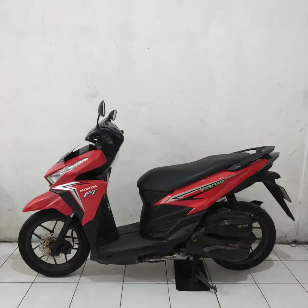 Honda Vario 125 LED OLD 2017 Bagus lengkap