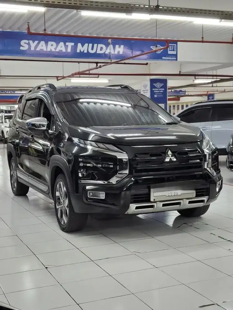 MITSUBISHI XPANDER 1.5 CROSS PREMIUM CVT 2022 PMK 2023 DP 55JT
