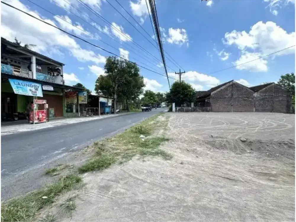 Tanah Yogyakarta di Kalasan Sleman Candi Kalasan