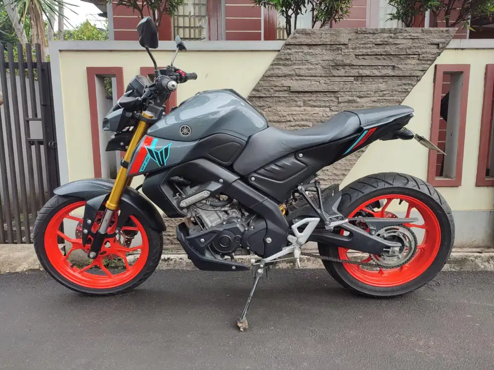 YAMAHA MT 15 TAHUN 2021