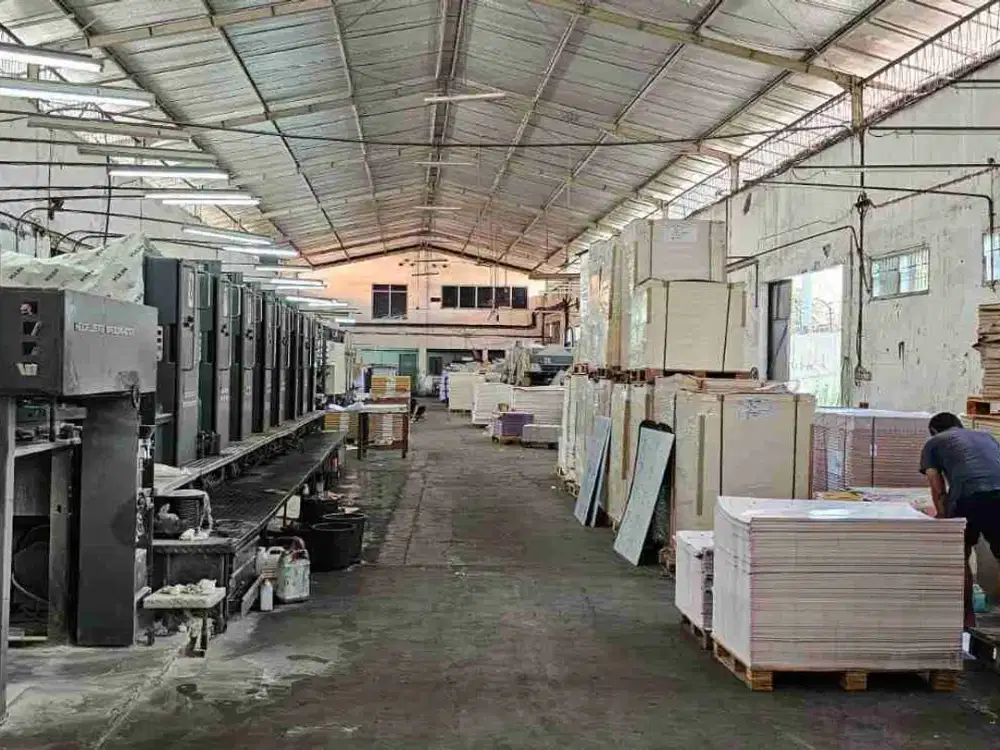 Gudang Pabrik murah Jalan pogot dekat kedung cowek kenjeran surabaya