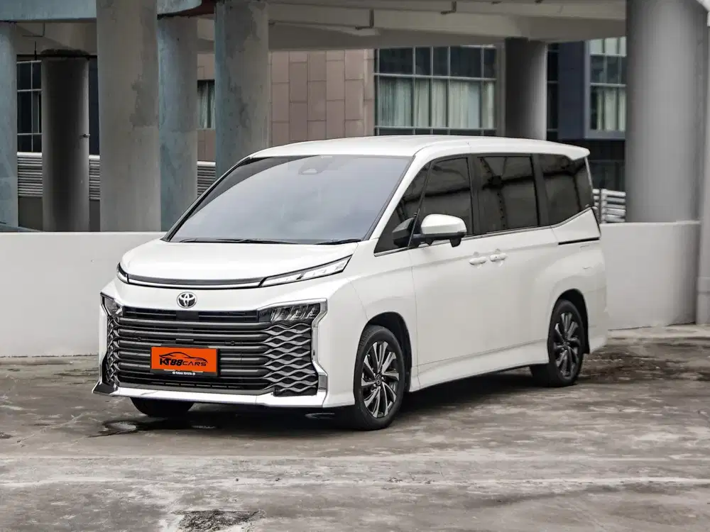 ‼️[LOW KM15rb]‼️Toyota Voxy 2.0 TSS AT 2022 / 2023 Putih