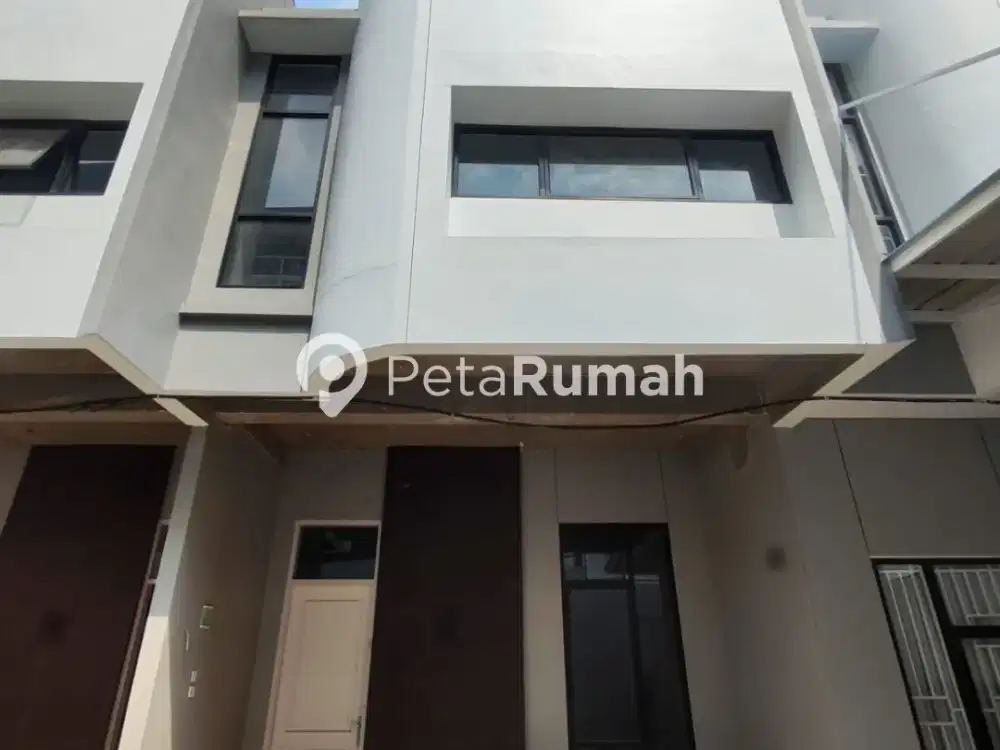 DIJUAL TOWNHOUSE KOMPLEK MADIO REGENCY - DAERAH KRAKATAU