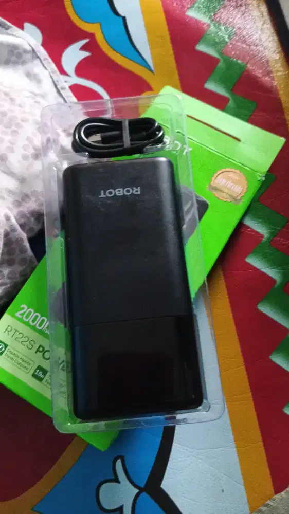 Power bank merek robot